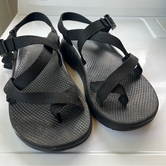 Men’s chacos size 10 - Picture 4 of 4